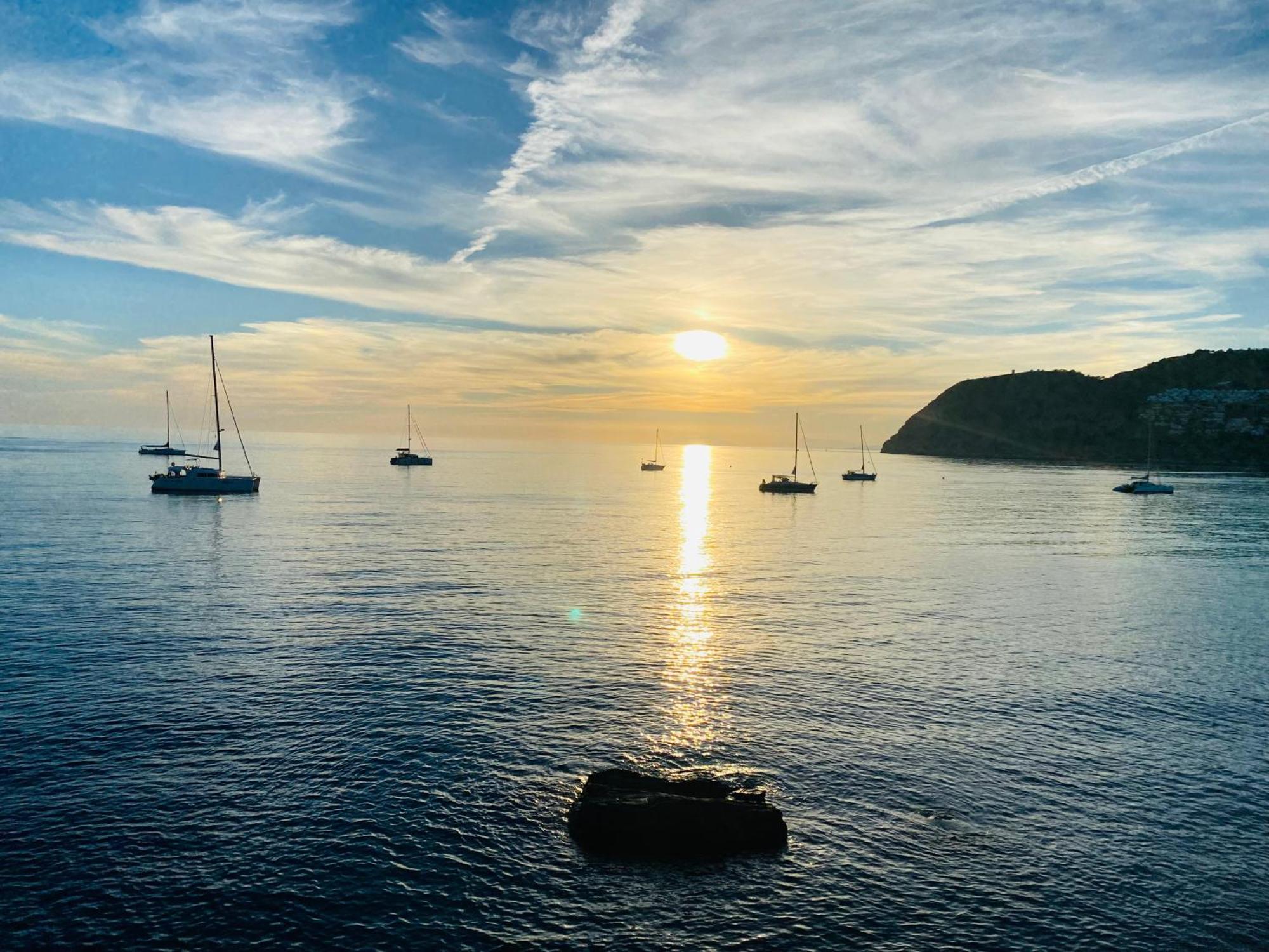 Jardines De Adnania En Marina Del Este Con Vistas Al Mar La Herradura  Zewnętrze zdjęcie
